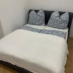 דירה Herzstueck Im Belgischen Viertel In *