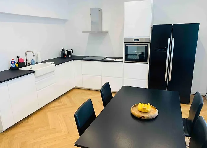 아파트 Herzstueck Im Belgischen Viertel In *