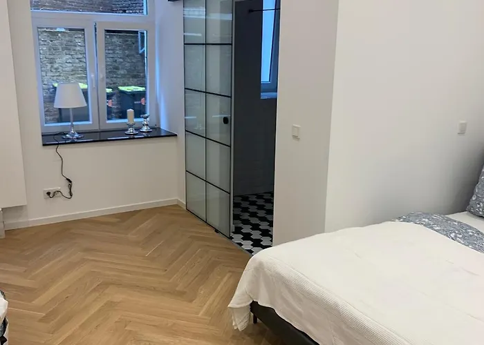 아파트 Herzstueck Im Belgischen Viertel In *