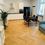 Herzstueck Im Belgischen Viertel In Apartamento